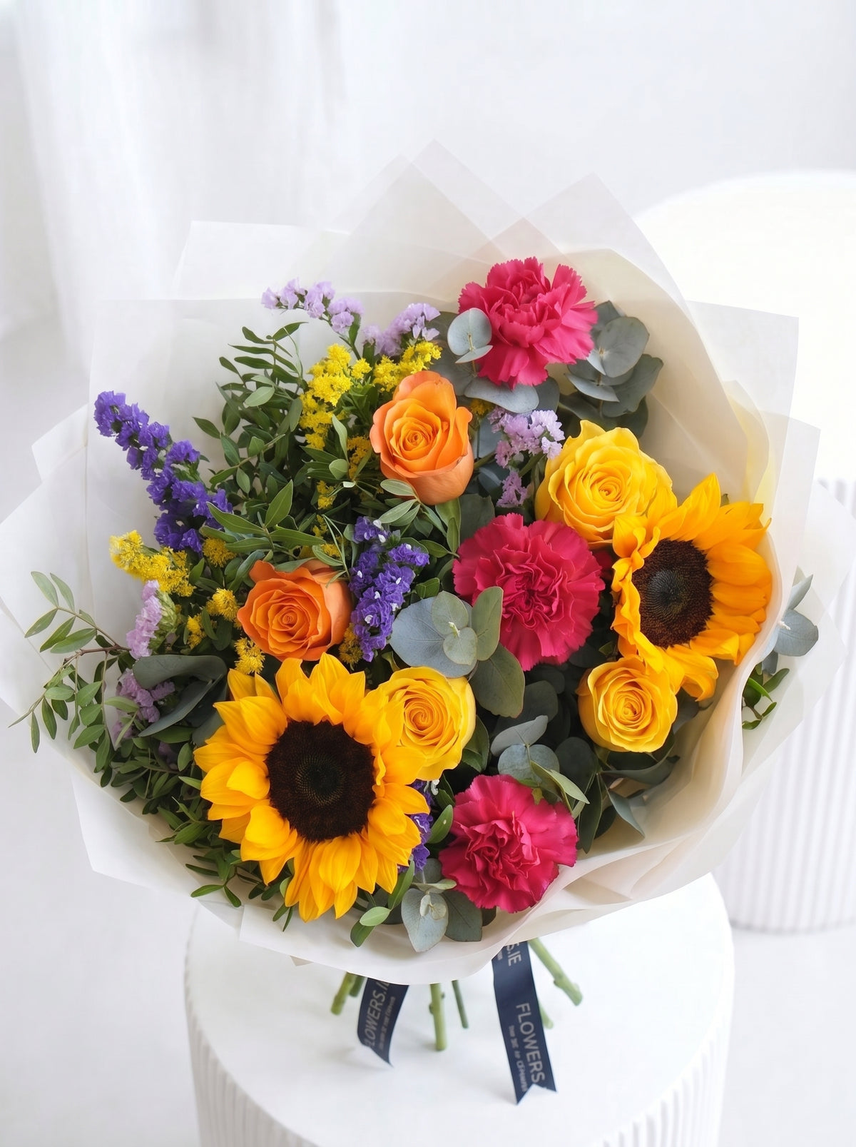 Vibrant Hand-tied