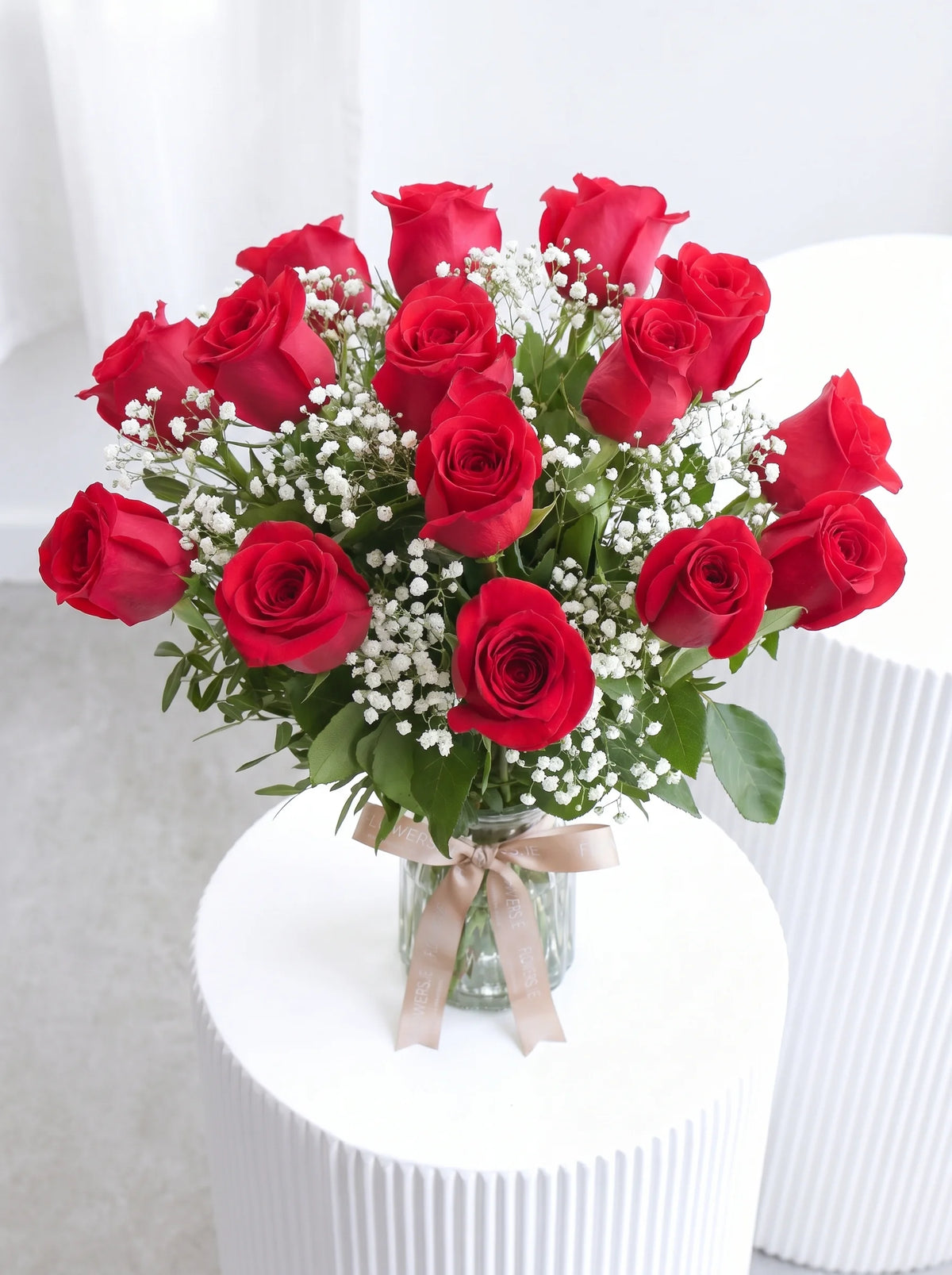 18 Long Stem Red Roses - Vase