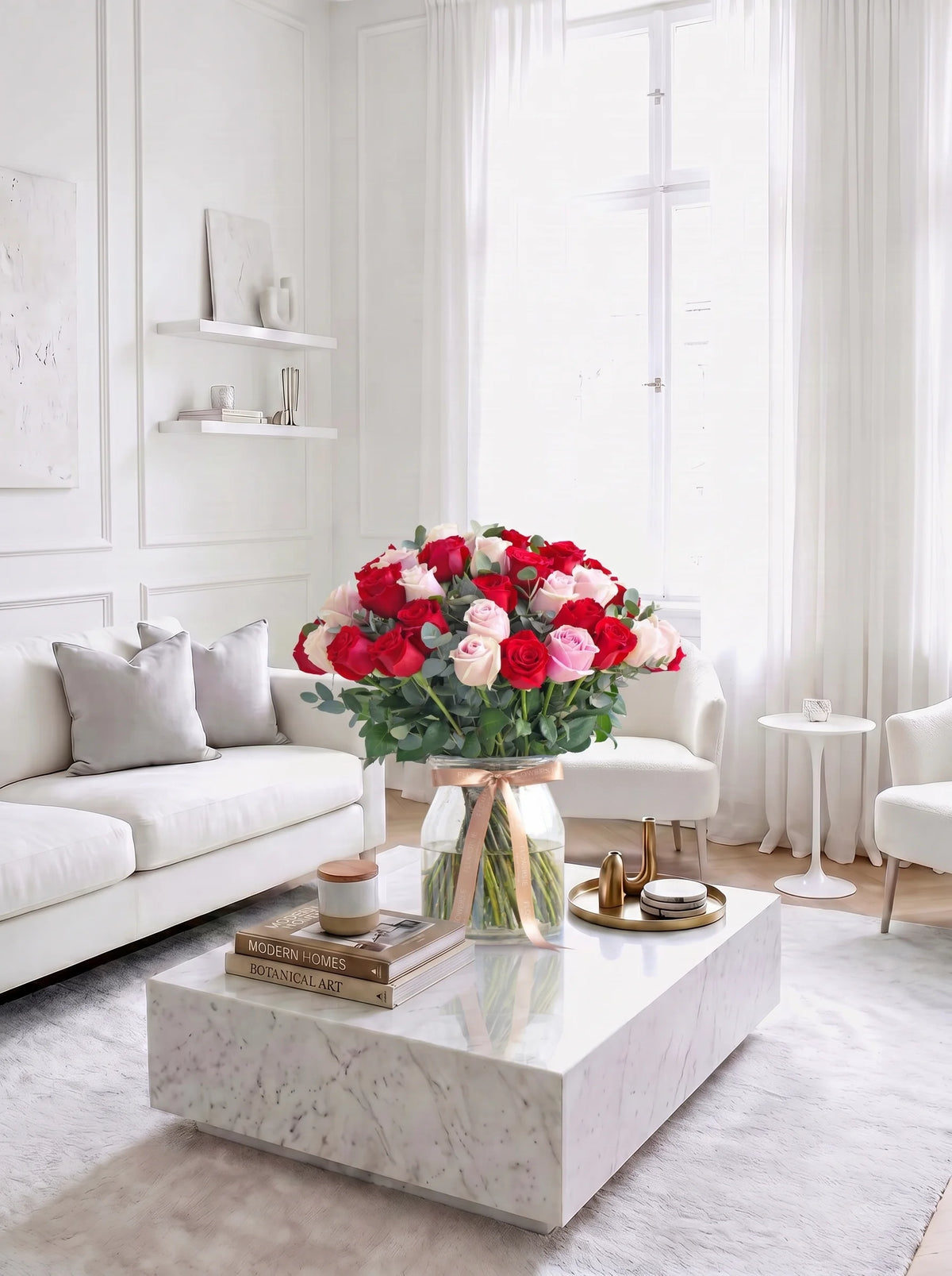50 Luxury Red and Pink Roses - Vase