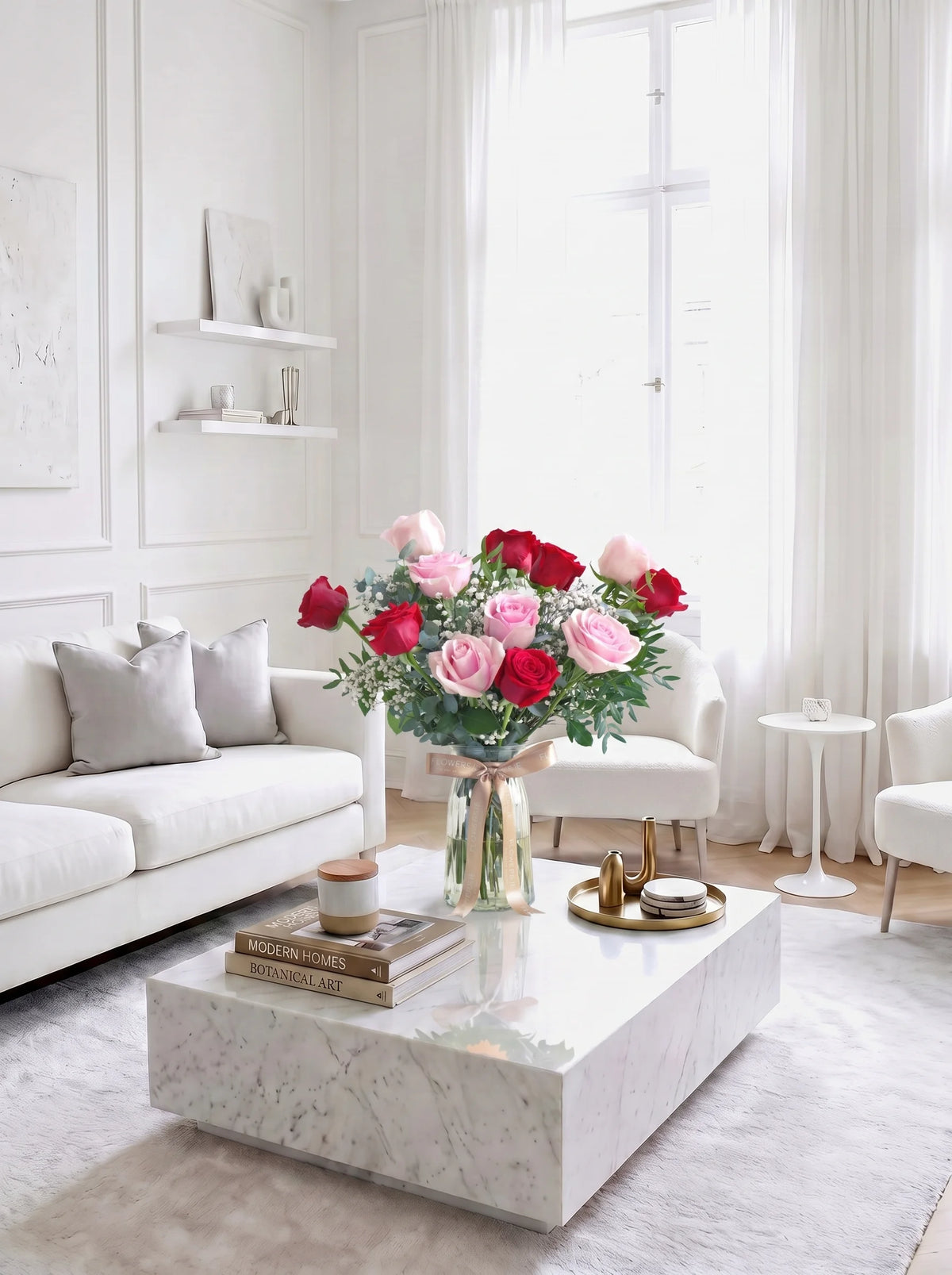 12 Luxury Red and Pink Roses - Vase