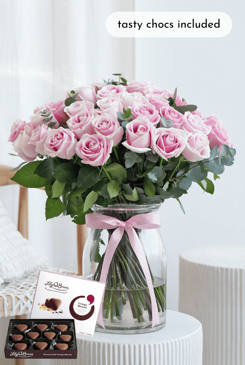 Valentine 50 Pretty Pink Roses Supreme - Vase
