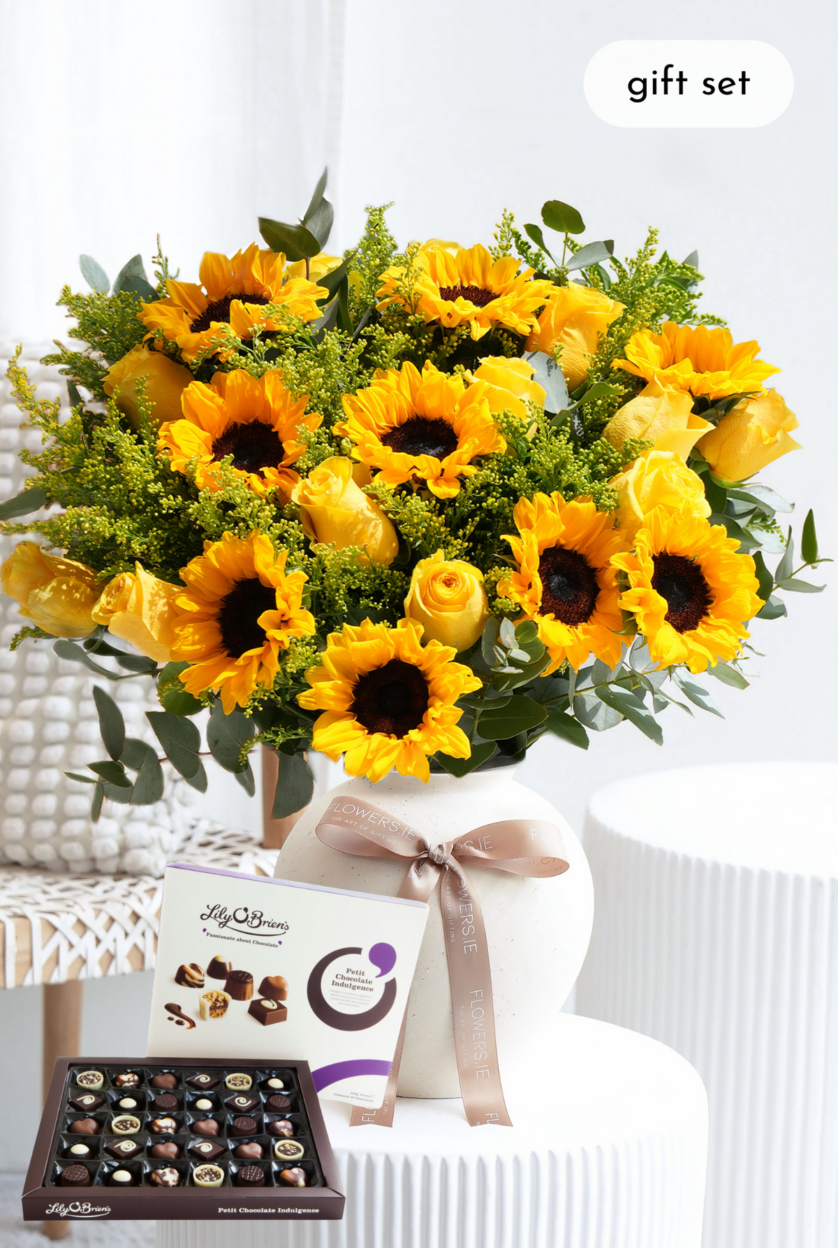 Wonderfully Sunflower - Ceramic Vase