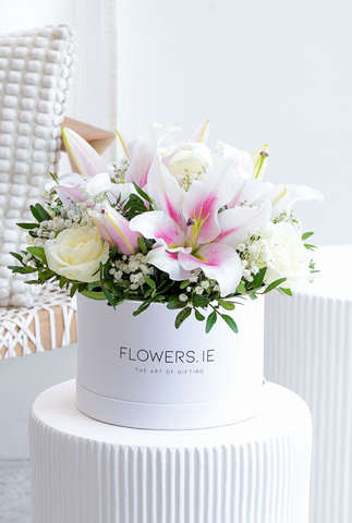 White Roses and Pink Lily Hatbox