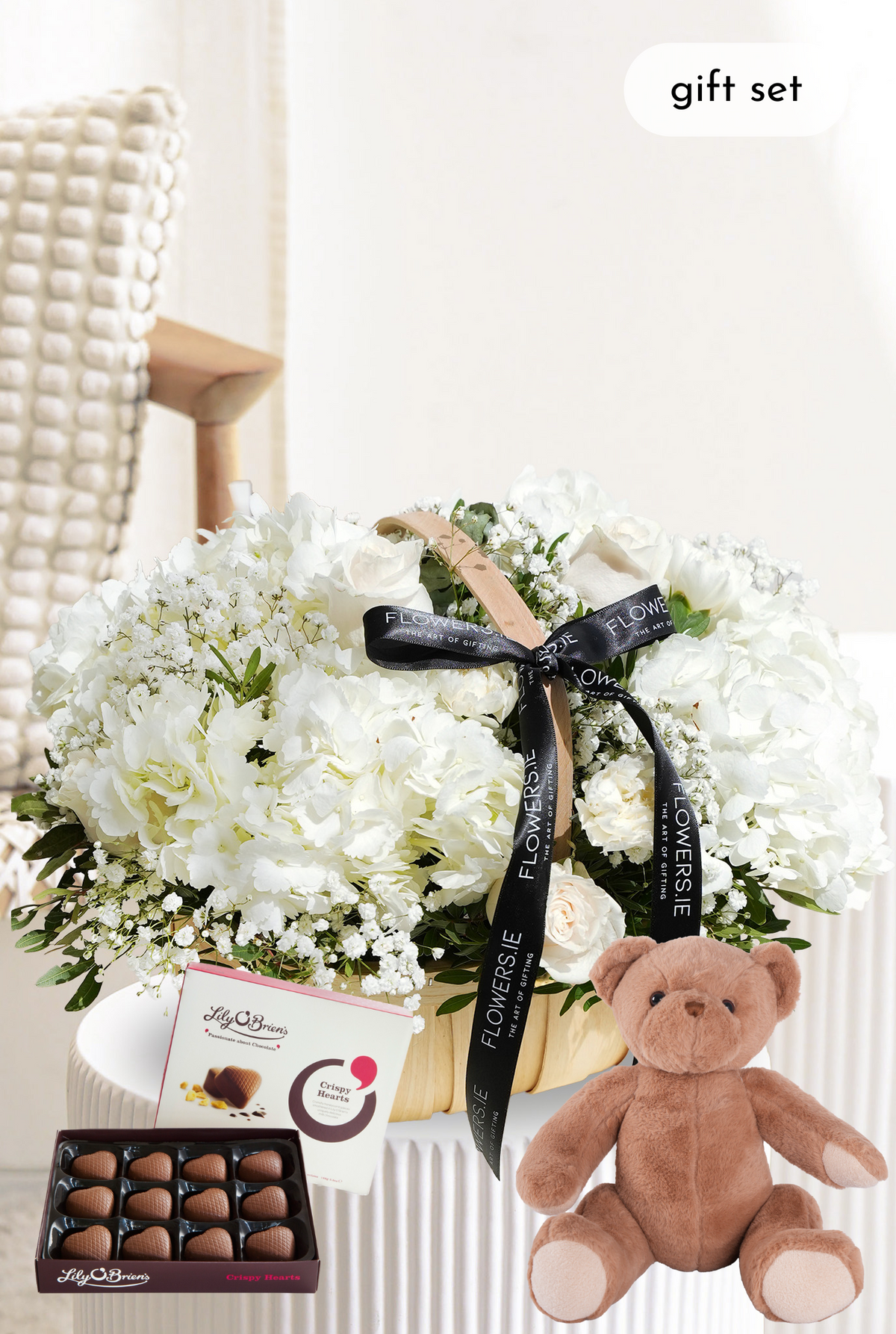 New Baby Perfect White - Basket Gift Set