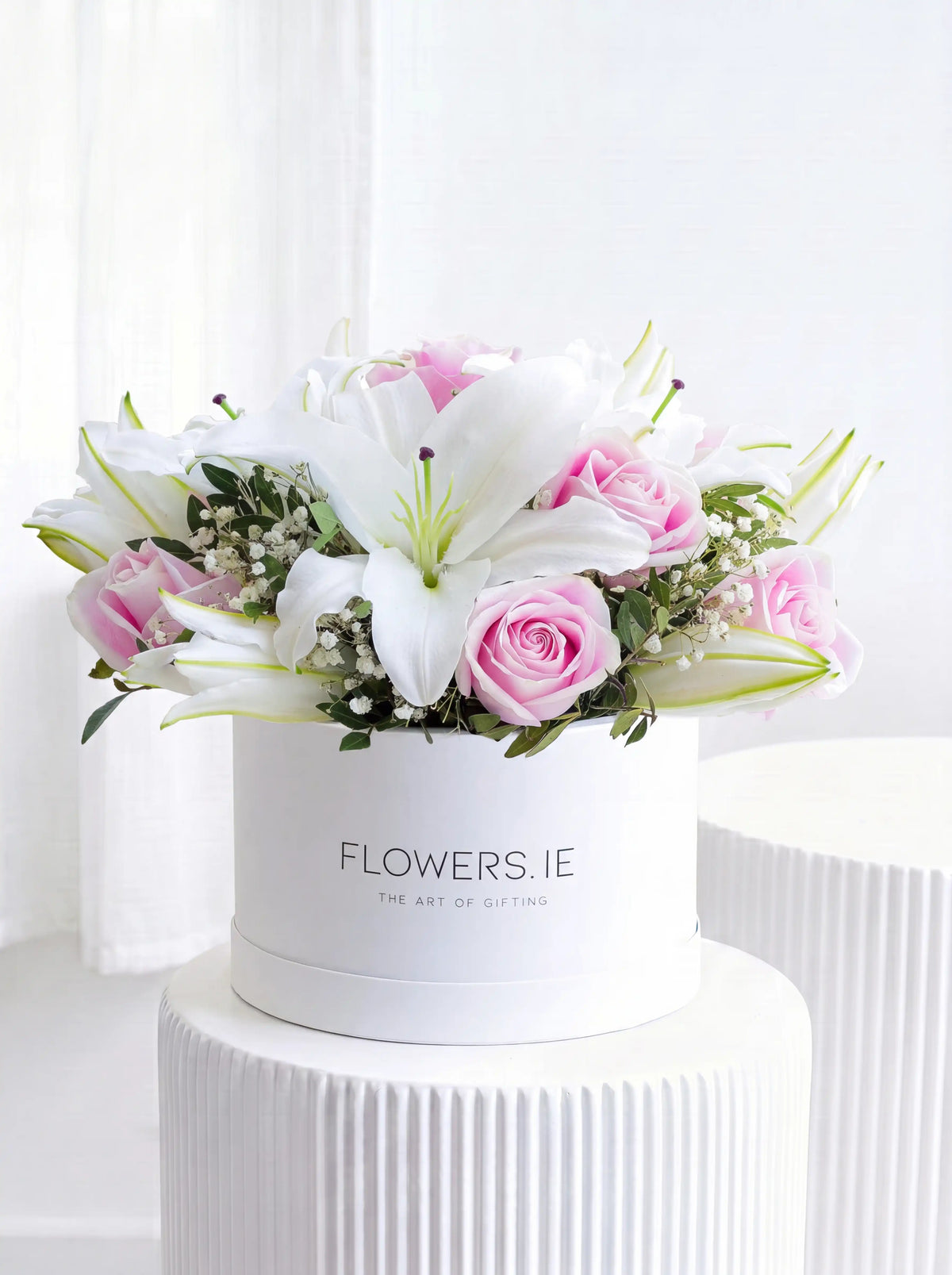 Pink Roses and White Lily - Hatbox