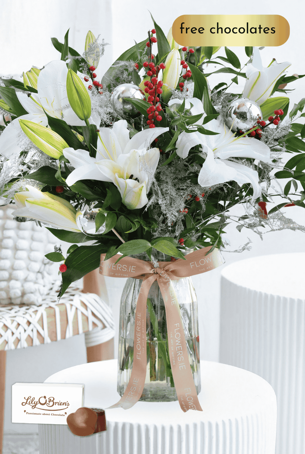 White Scented Lily Christmas - Vase