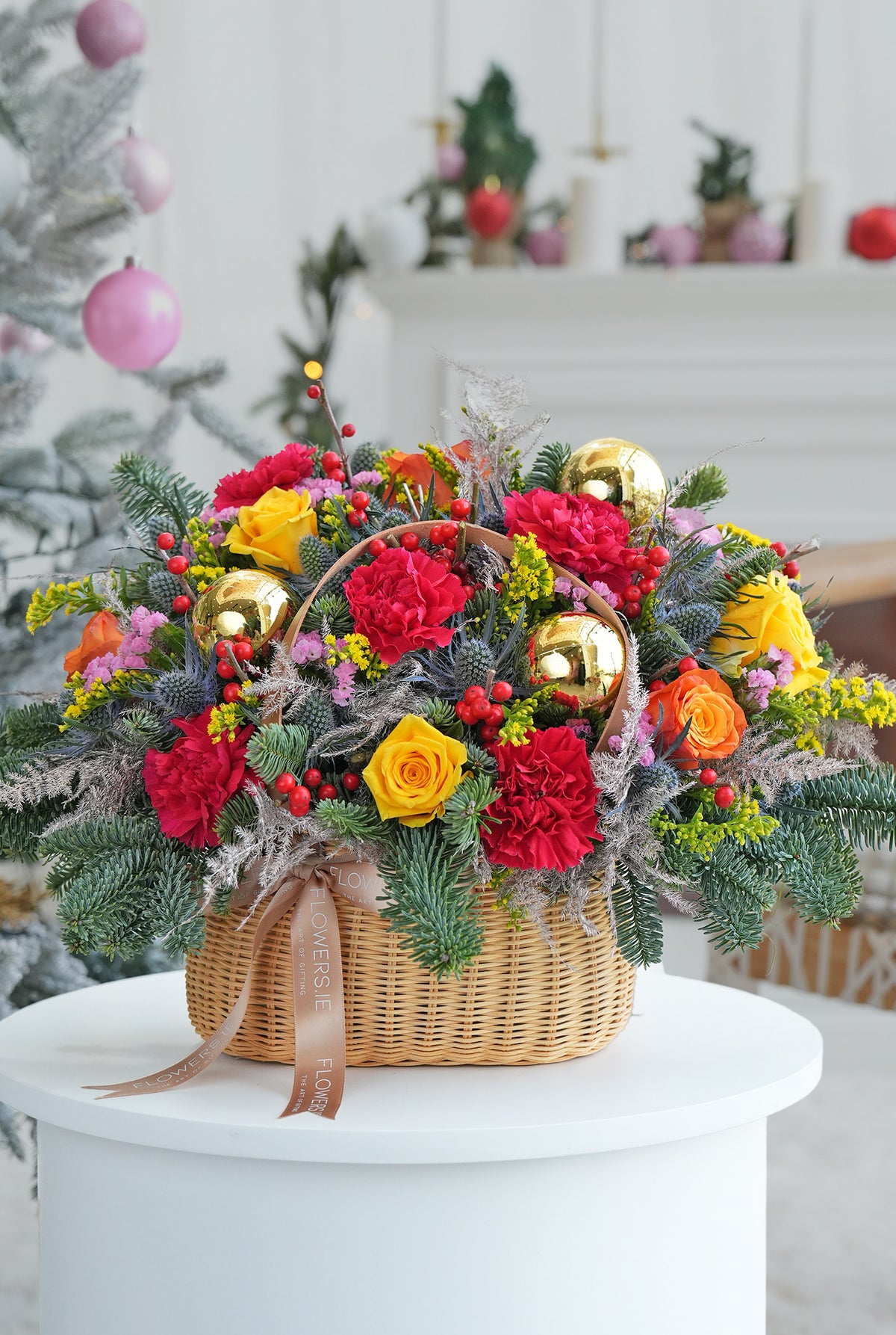 Vibrant Christmas - Basket