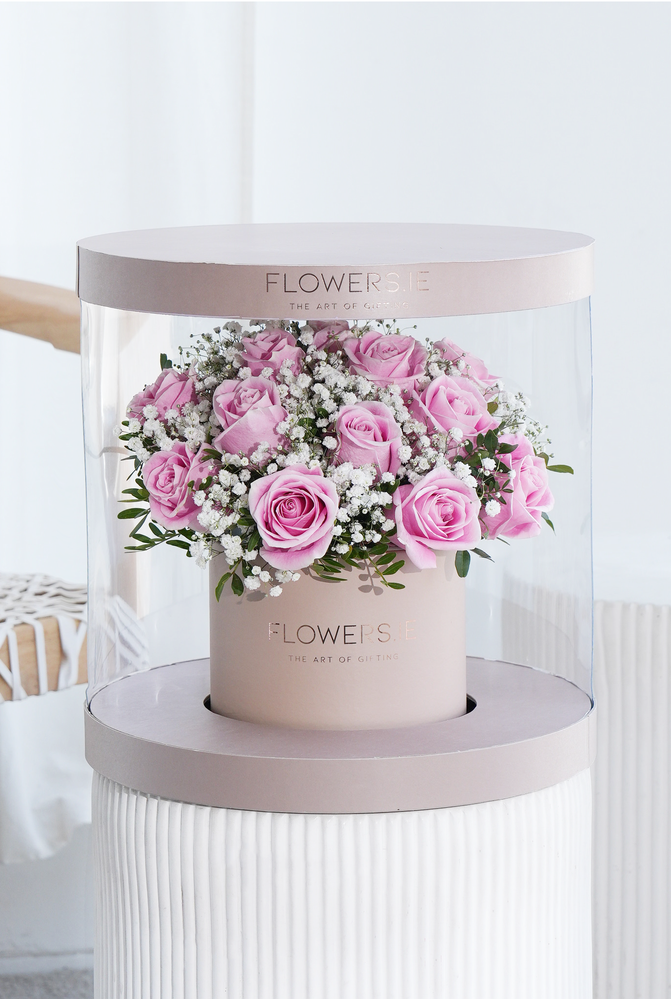 Premium Box Roses Premium Pink Rose - Hatbox | Premium Rose Delivery– Flowers.ie