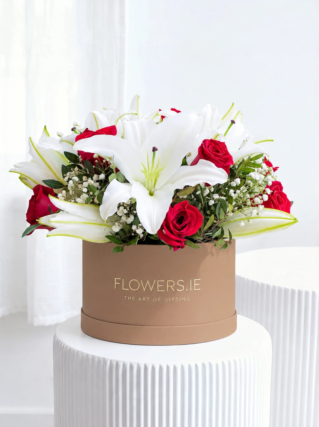 Red Roses and White Lily - Hatbox