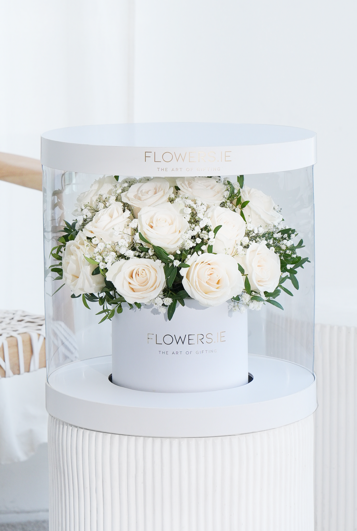 Premium White Rose - Hatbox