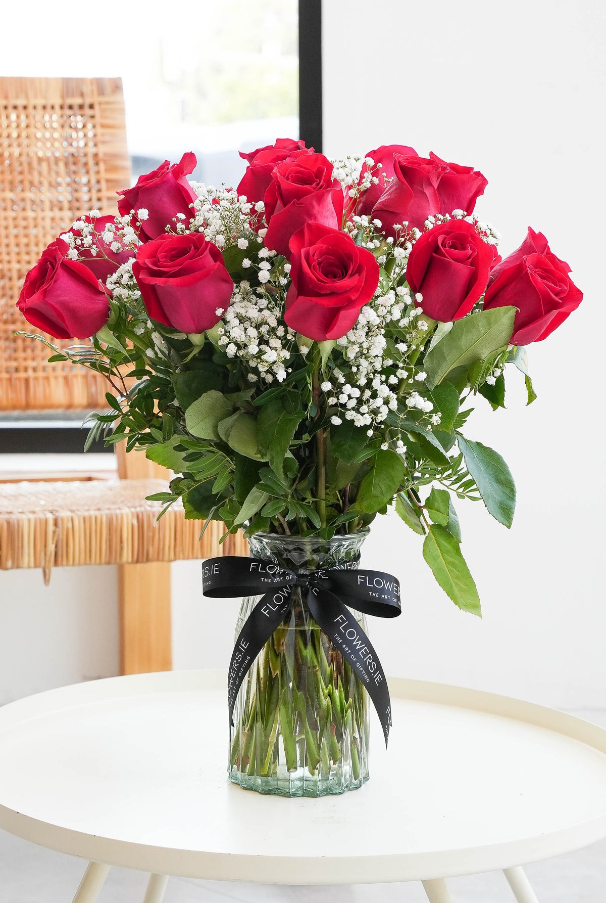 18 Roses Back 18 Long Stem Red Roses - Vase– Flowers.ie