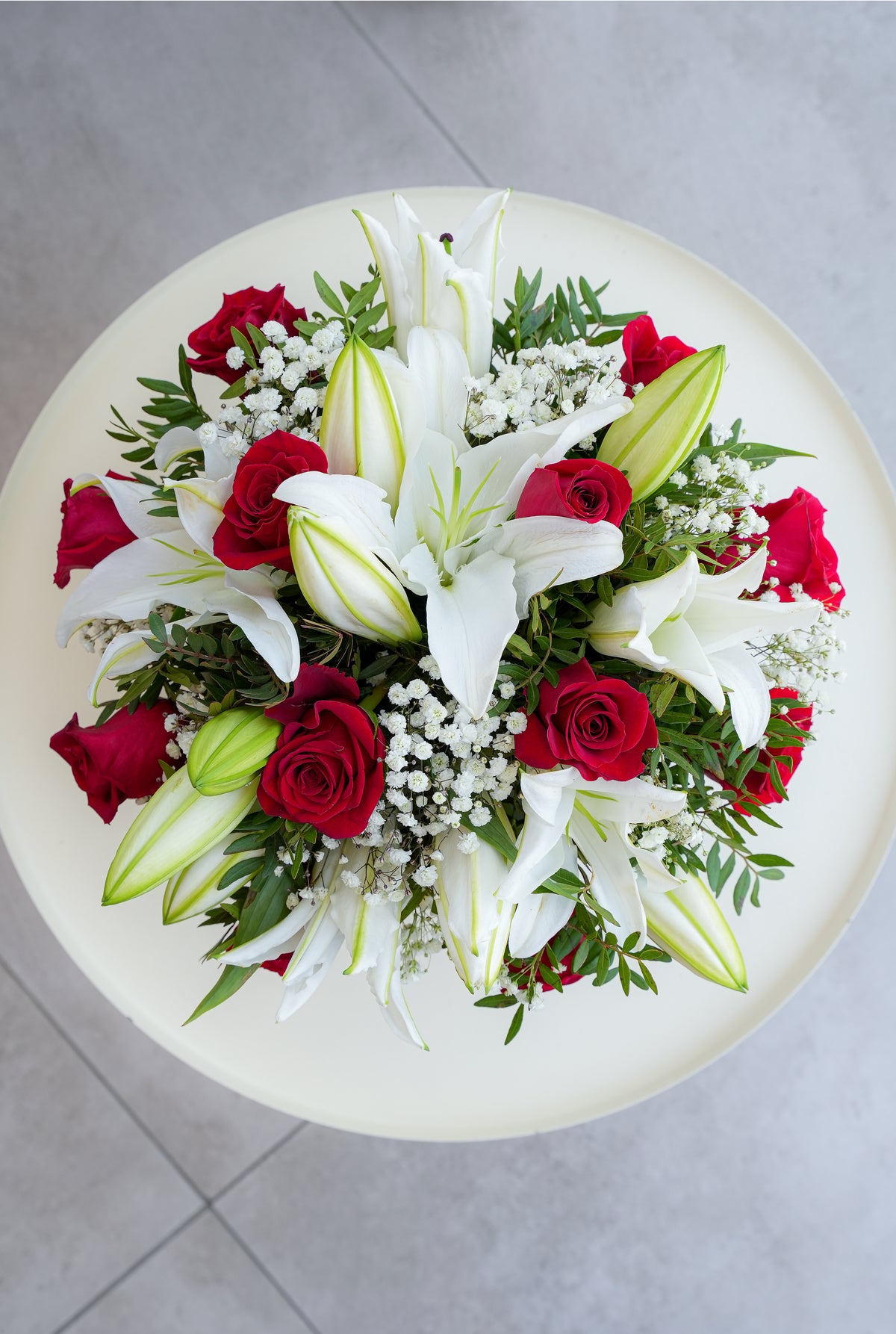 Red Roses and White Lily Hatbox