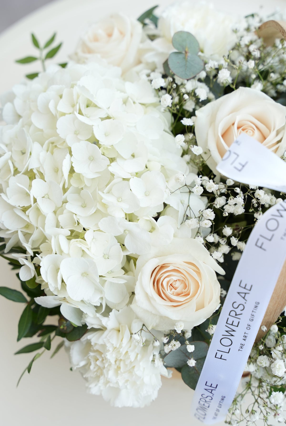Perfect White - Basket Gift Set