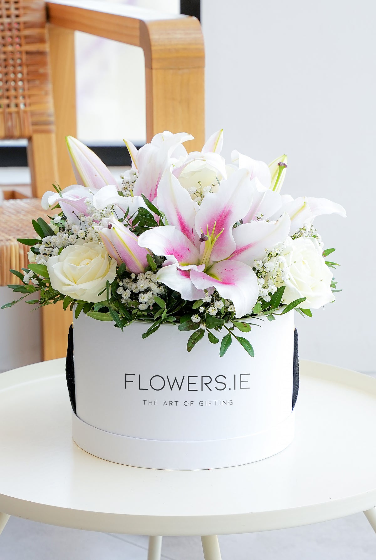 White Roses and Pink Lily Hatbox
