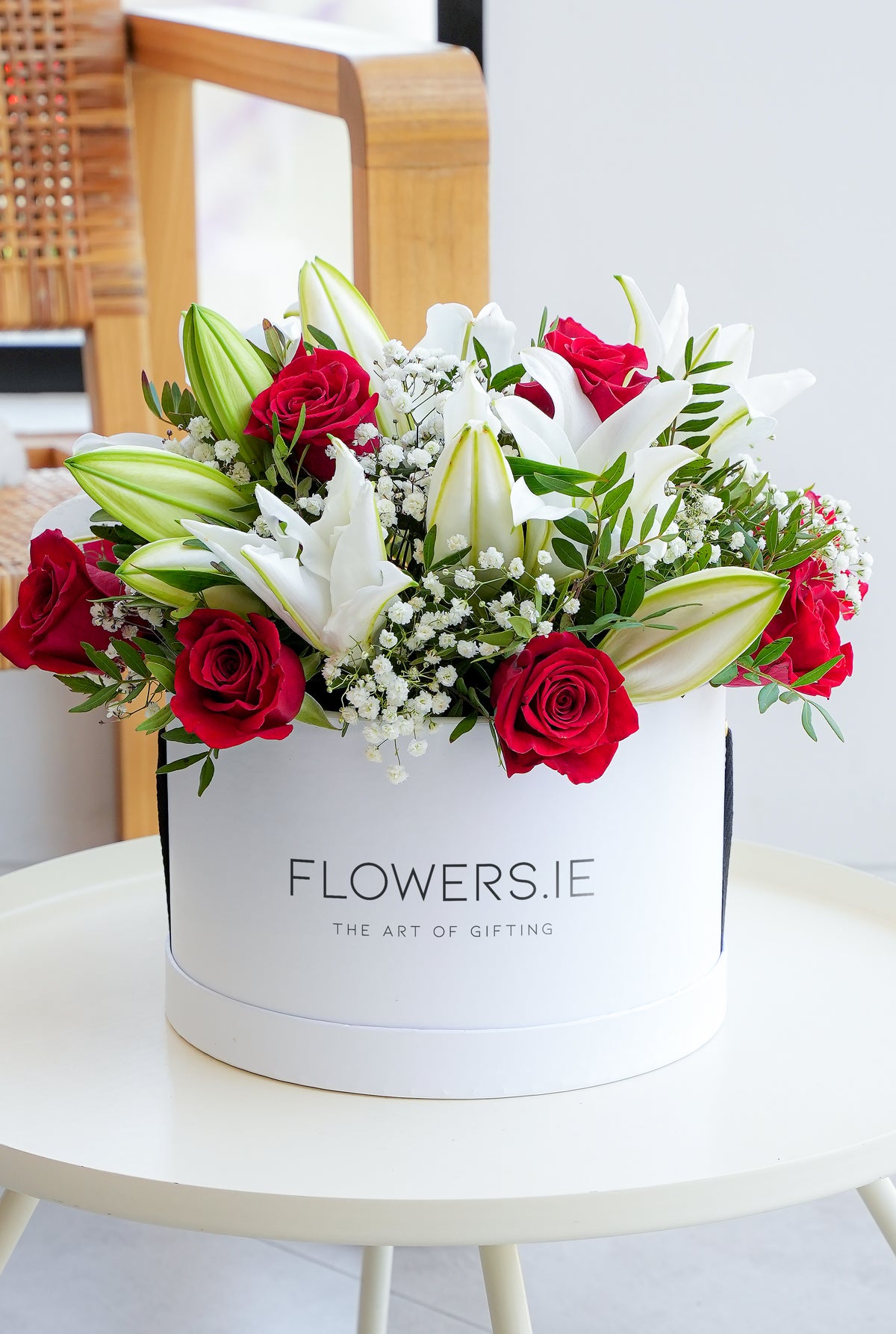 Red Roses and White Lily - Hatbox